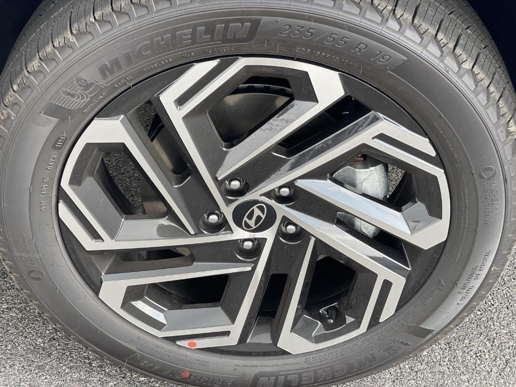 new 2025 Hyundai Tucson car, priced at $41,301