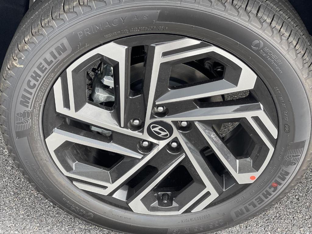 new 2025 Hyundai Tucson car, priced at $41,301