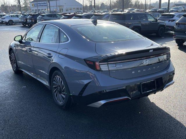 new 2025 Hyundai Sonata Hybrid car, priced at $32,925