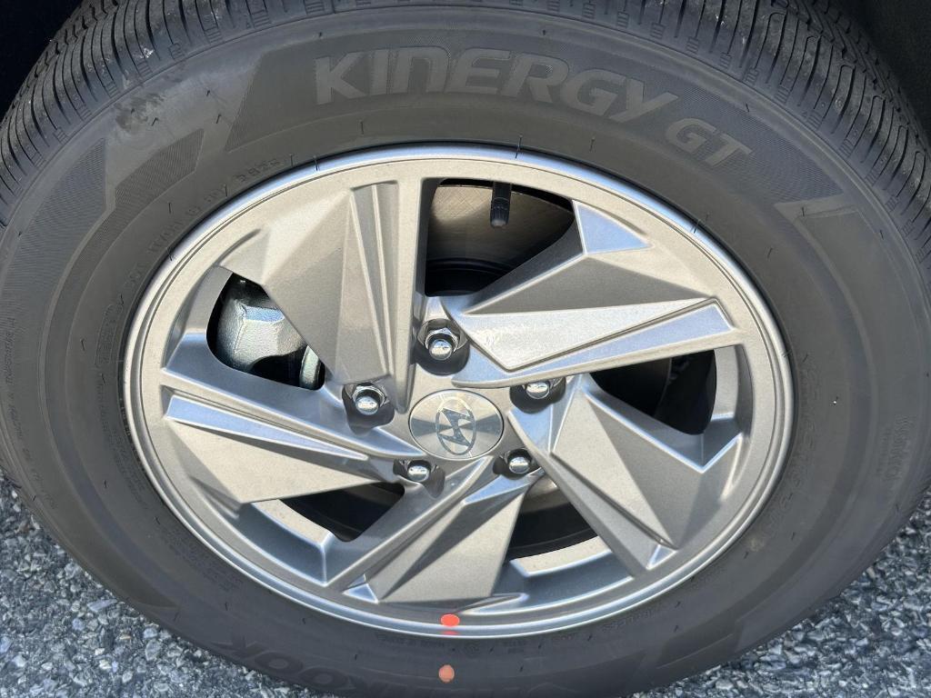 new 2025 Hyundai Elantra car, priced at $23,162