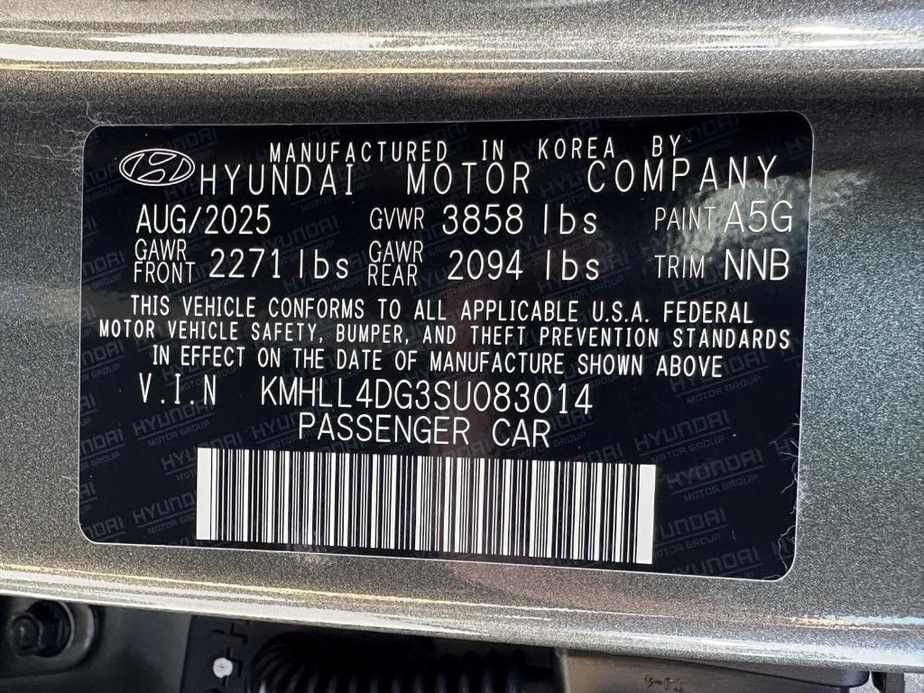 new 2025 Hyundai Elantra car, priced at $23,162