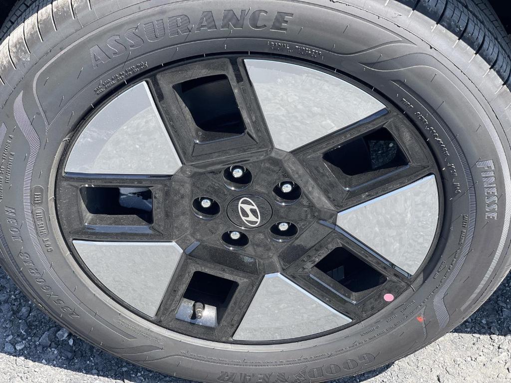 new 2026 Hyundai SANTA FE HEV car, priced at $39,603