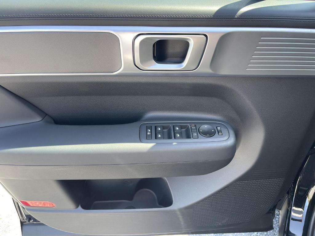 new 2026 Hyundai SANTA FE HEV car, priced at $39,603