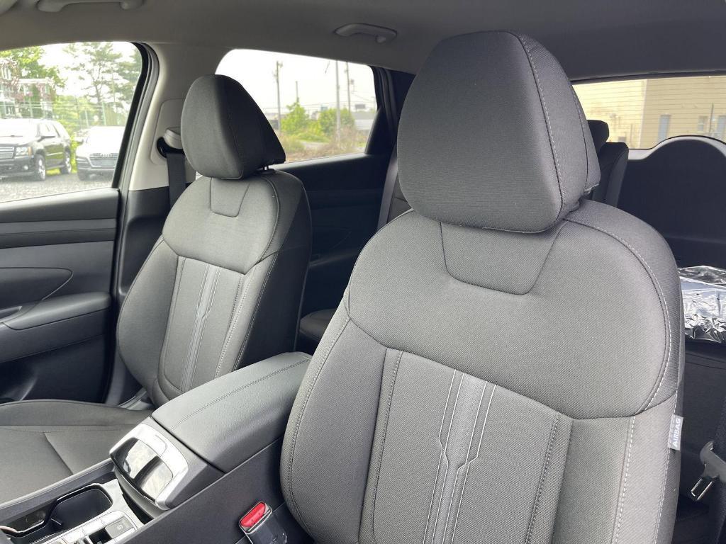 new 2025 Hyundai Tucson car, priced at $33,246