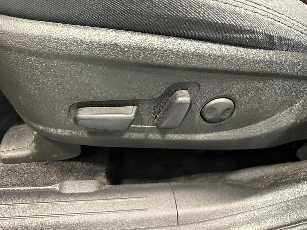 used 2023 Hyundai Santa Fe car, priced at $25,995