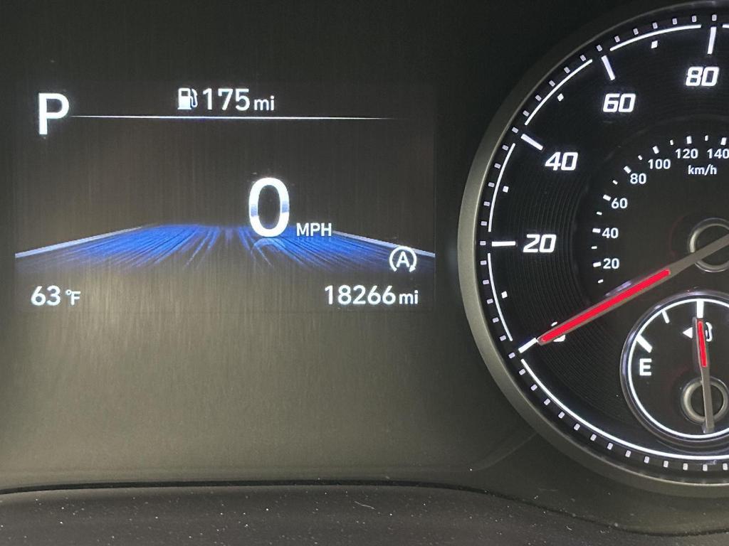 used 2023 Hyundai Santa Fe car, priced at $25,995