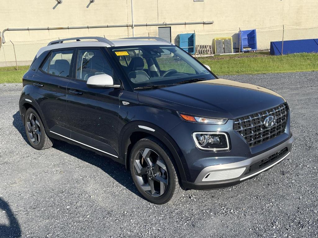 used 2022 Hyundai Venue car, priced at $20,995
