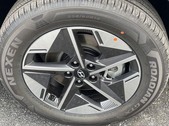 new 2025 Hyundai TUCSON Hybrid car, priced at $37,564