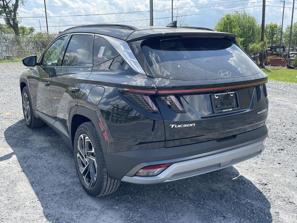 new 2025 Hyundai TUCSON Hybrid car, priced at $42,468