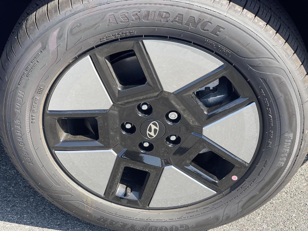 new 2026 Hyundai SANTA FE HEV car, priced at $42,335