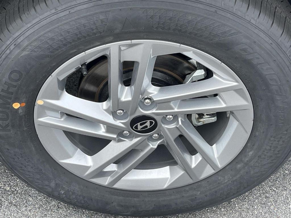 new 2025 Hyundai Tucson car, priced at $30,652
