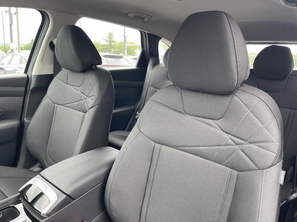 new 2025 Hyundai Tucson car, priced at $30,652