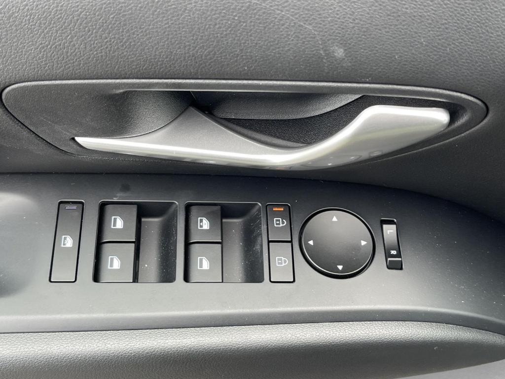 new 2025 Hyundai Tucson car, priced at $30,652