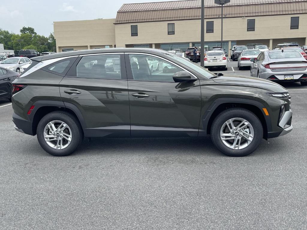 new 2025 Hyundai Tucson car, priced at $30,652