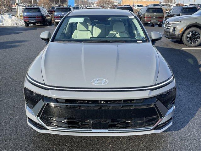 new 2025 Hyundai Sonata Hybrid car, priced at $32,905