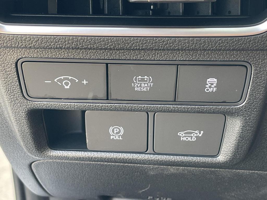new 2025 Hyundai Sonata Hybrid car, priced at $38,810