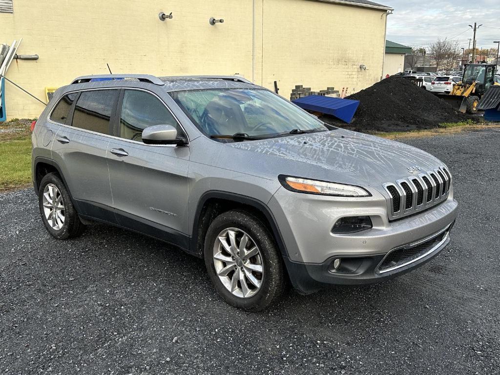 used 2015 Jeep Cherokee car, priced at $12,995