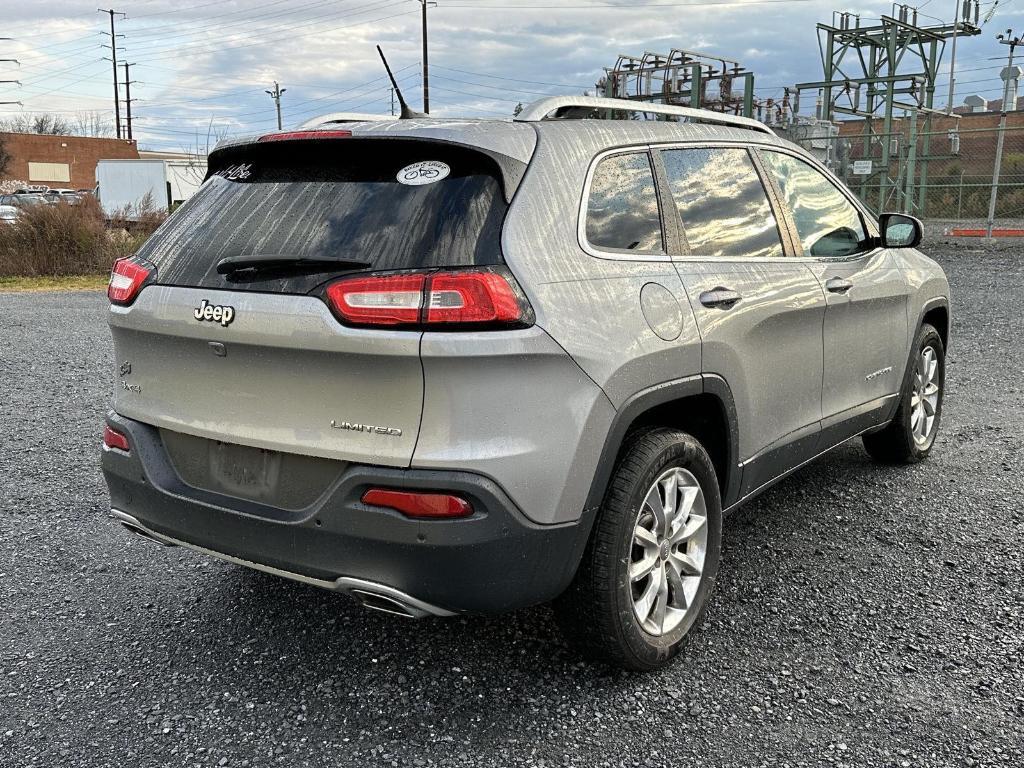 used 2015 Jeep Cherokee car, priced at $12,995