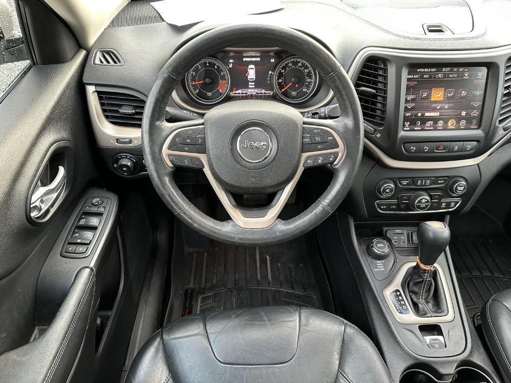 used 2015 Jeep Cherokee car, priced at $12,995