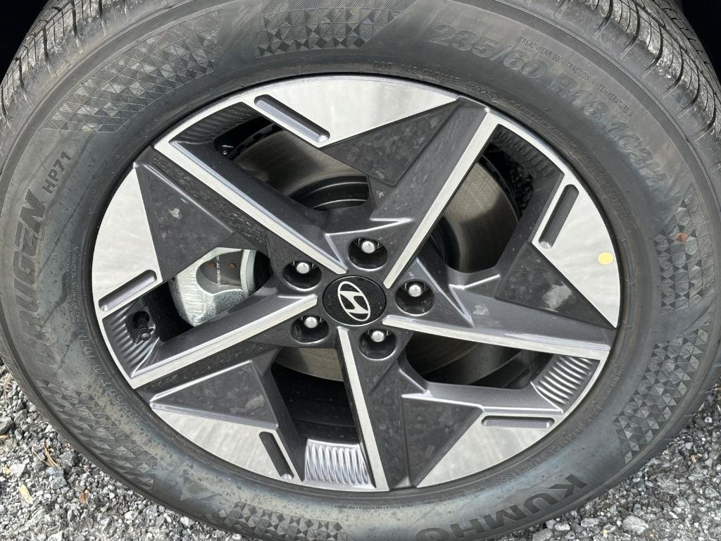 new 2026 Hyundai Tucson car, priced at $33,843