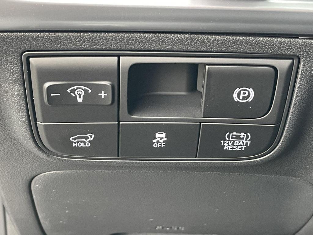 new 2025 Hyundai TUCSON Hybrid car, priced at $42,408