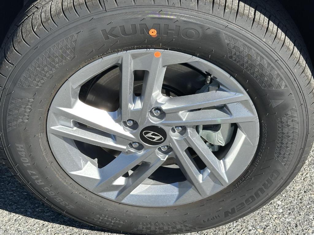 new 2026 Hyundai Tucson car, priced at $32,900