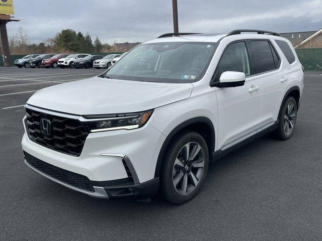 used 2023 Honda Pilot car, priced at $43,995