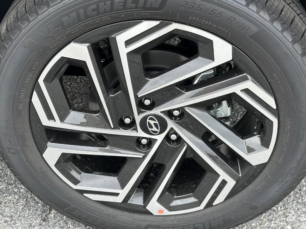 new 2026 Hyundai Tucson car, priced at $43,875