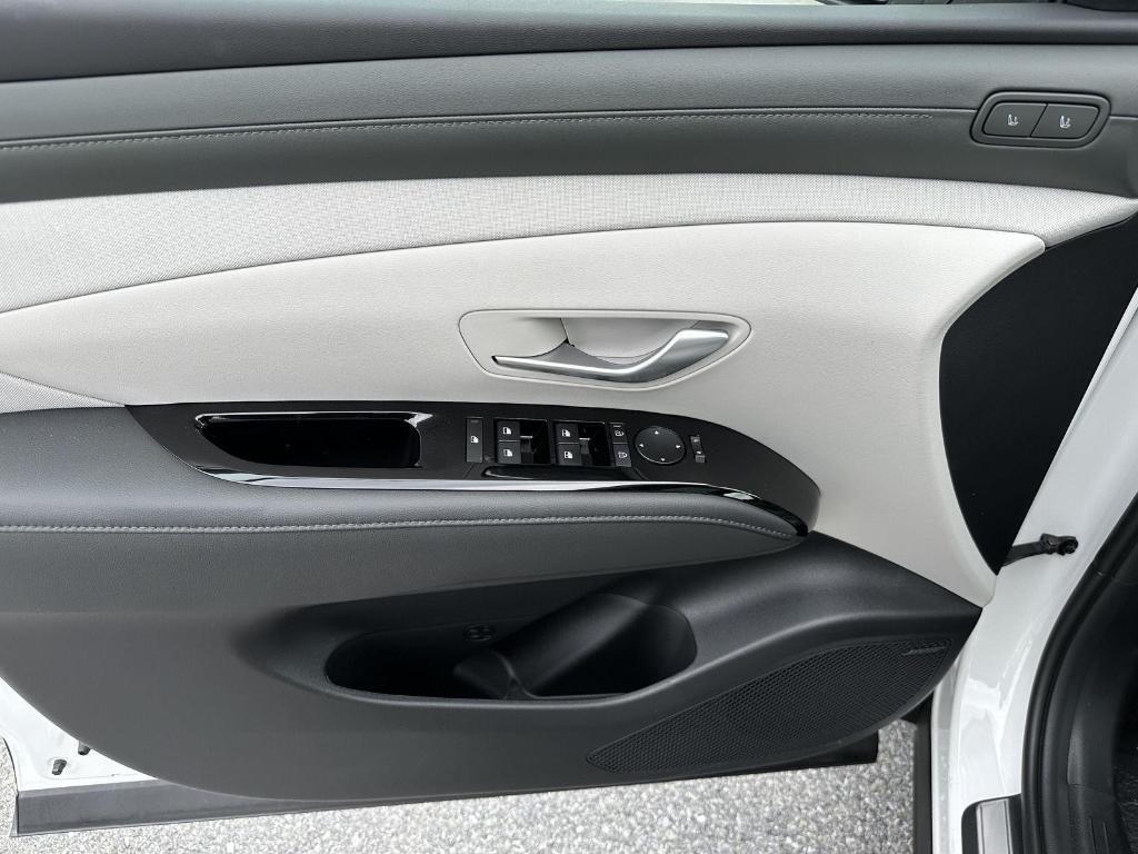 new 2026 Hyundai Tucson car, priced at $43,875