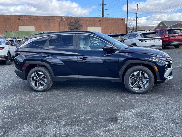 new 2025 Hyundai TUCSON Hybrid car, priced at $38,370