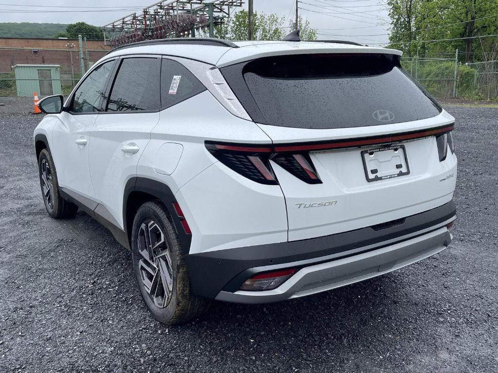 new 2026 Hyundai TUCSON Hybrid car, priced at $44,980