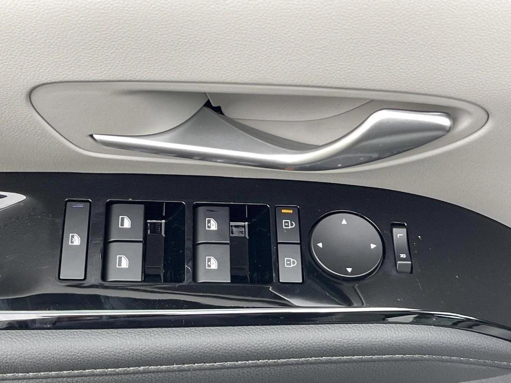 new 2026 Hyundai TUCSON Hybrid car, priced at $44,980