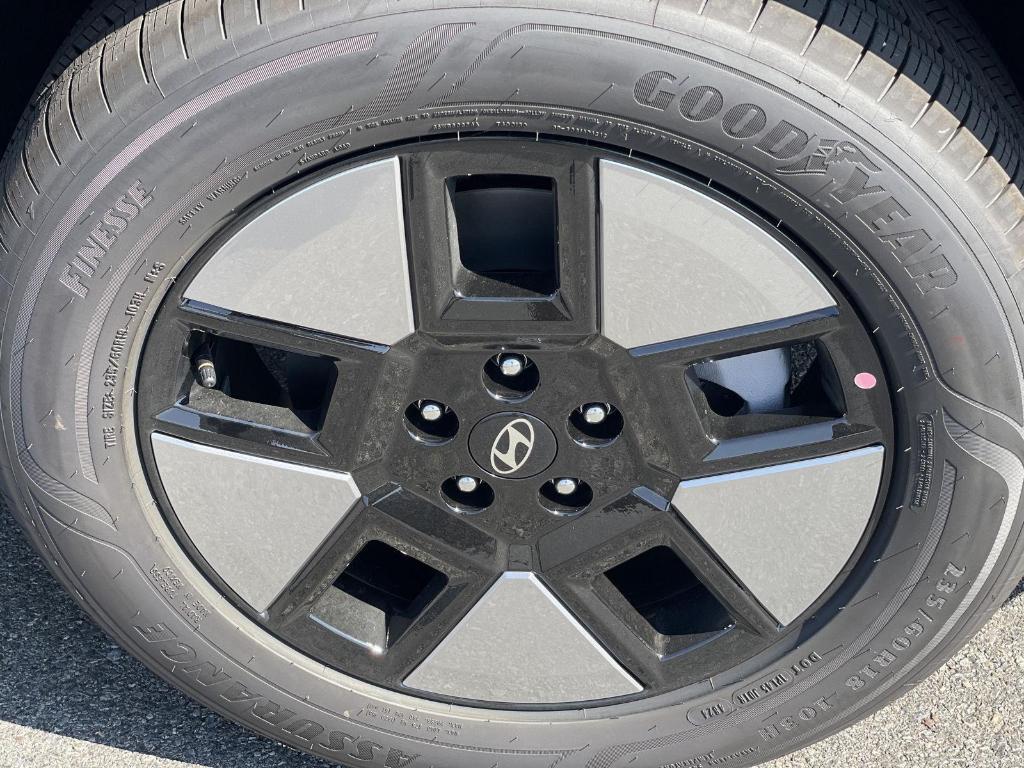 new 2026 Hyundai SANTA FE HEV car, priced at $41,901