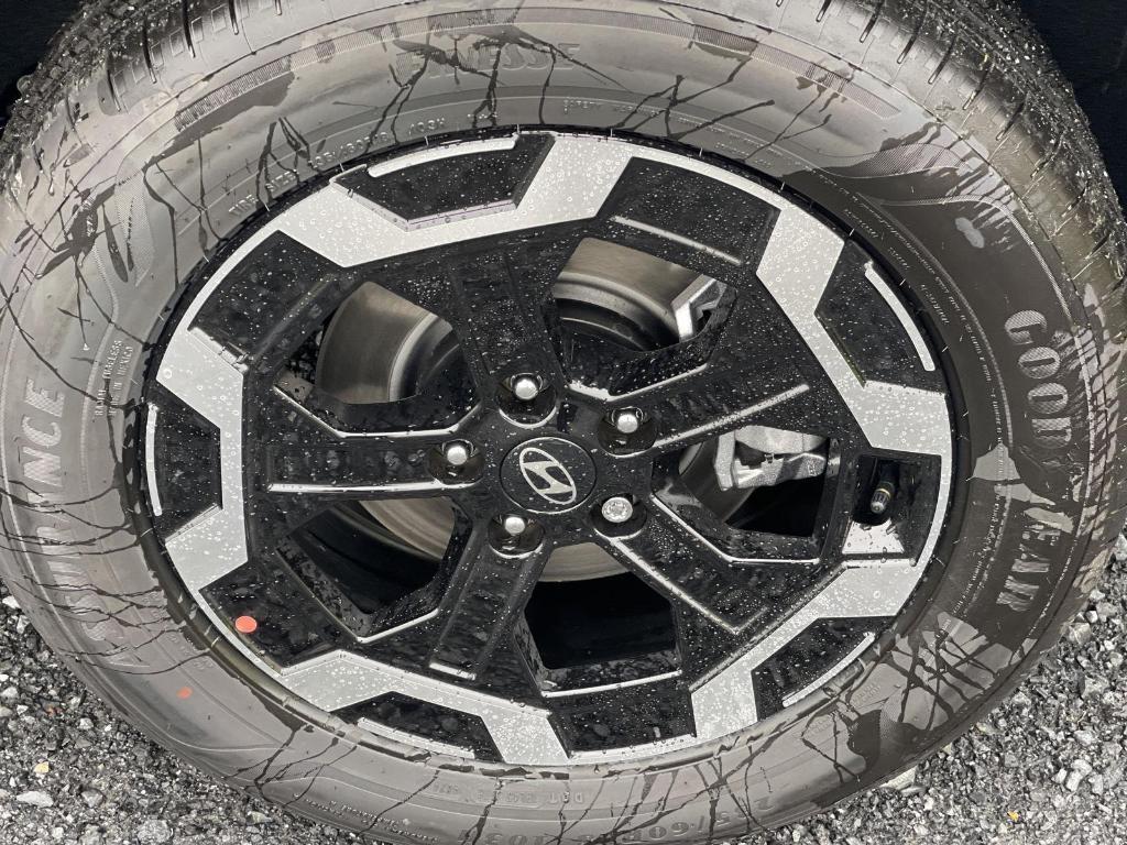 new 2025 Hyundai Santa Fe car, priced at $39,587