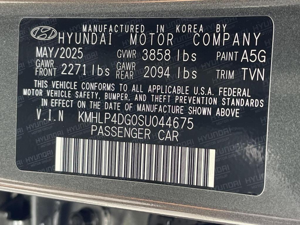new 2025 Hyundai Elantra car, priced at $27,867