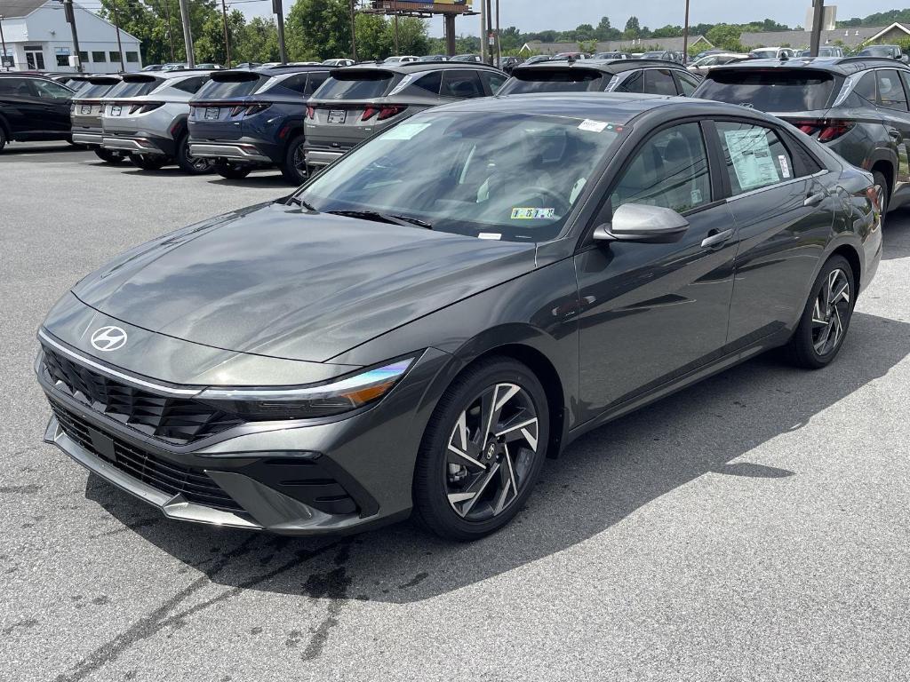 new 2025 Hyundai Elantra car, priced at $27,867