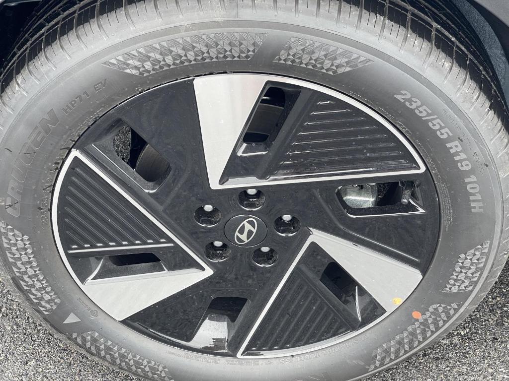 new 2025 Hyundai IONIQ 5 car, priced at $55,090