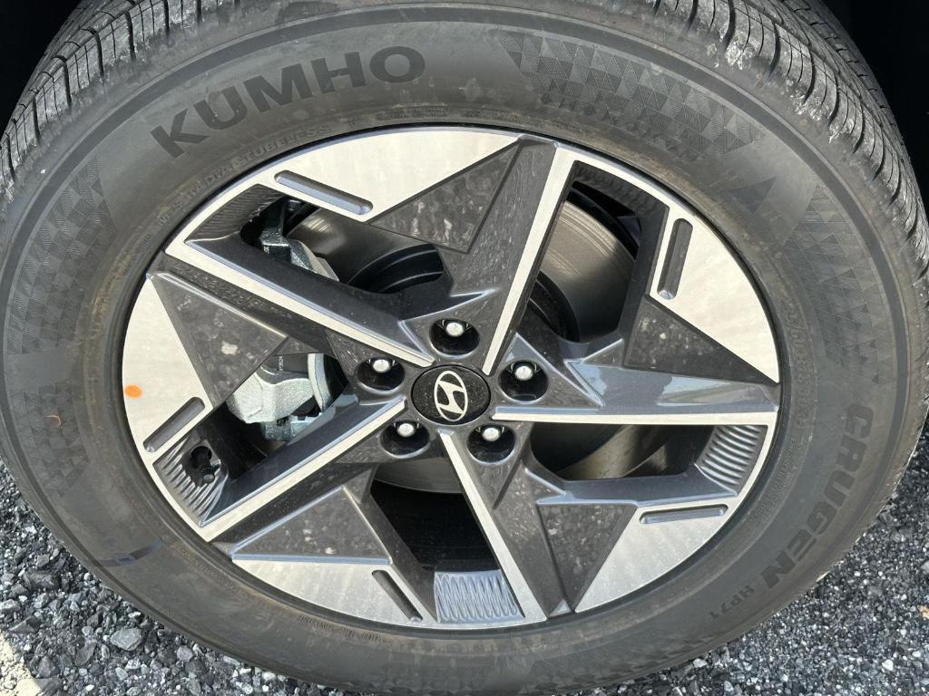 new 2026 Hyundai Tucson car, priced at $33,843