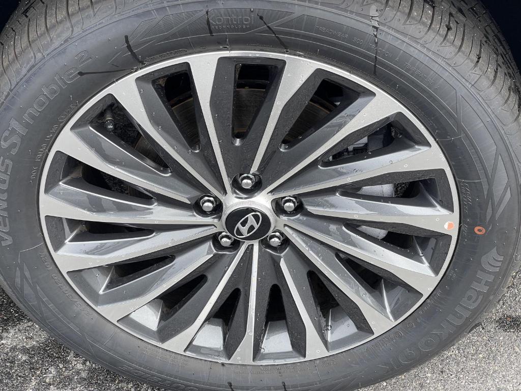 new 2025 Hyundai Palisade car, priced at $54,418