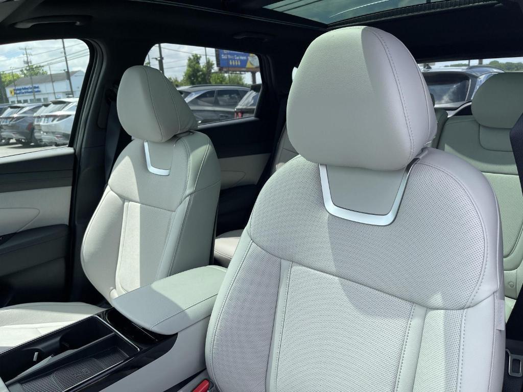 new 2026 Hyundai Tucson car, priced at $43,405