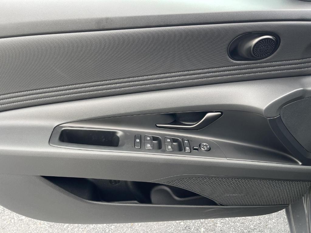 new 2025 Hyundai Elantra car, priced at $24,421