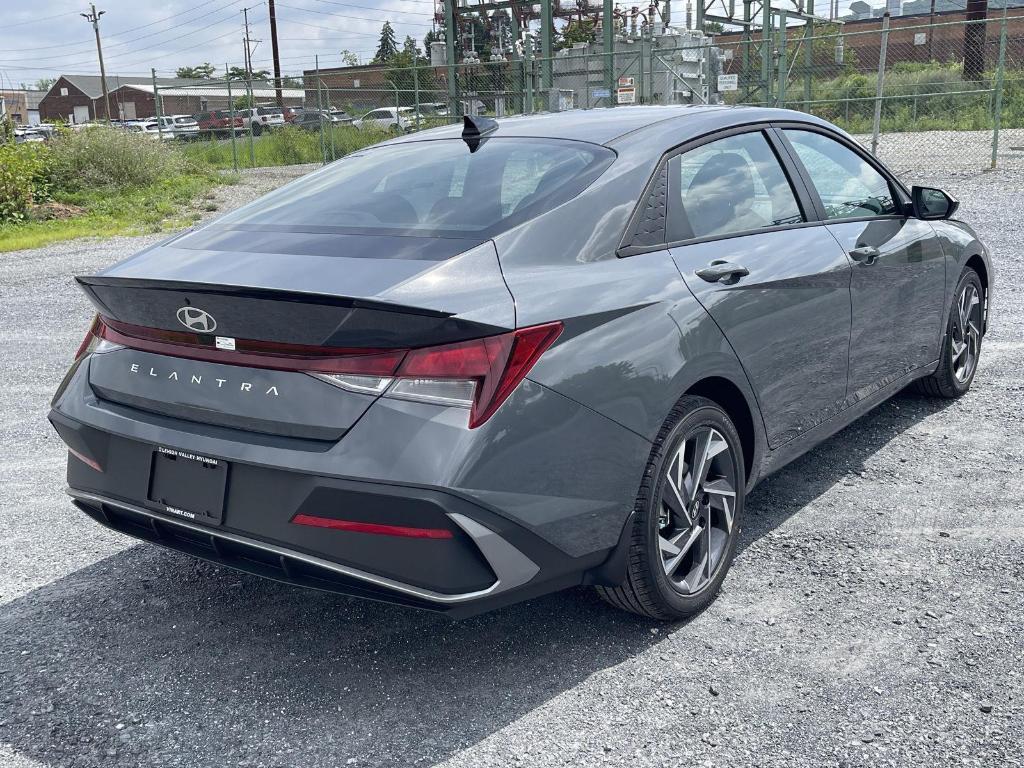 new 2025 Hyundai Elantra car, priced at $24,421