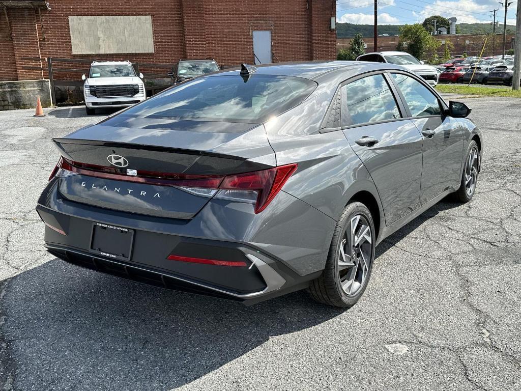 new 2025 Hyundai Elantra car, priced at $24,450