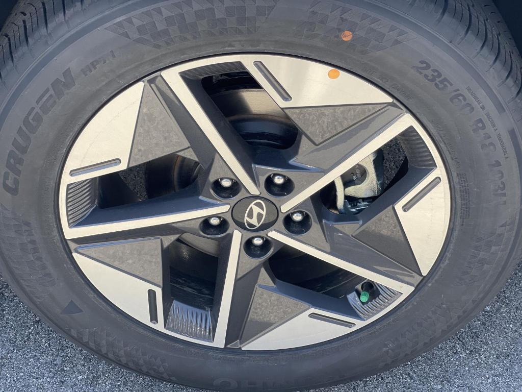 new 2025 Hyundai Tucson car, priced at $35,610