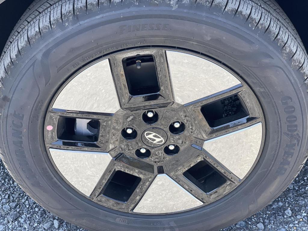 new 2026 Hyundai SANTA FE HEV car, priced at $41,851