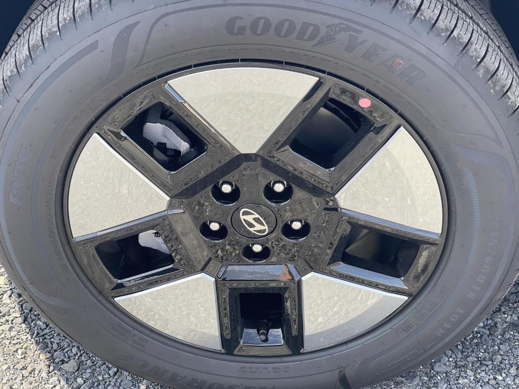 new 2026 Hyundai SANTA FE HEV car, priced at $42,268