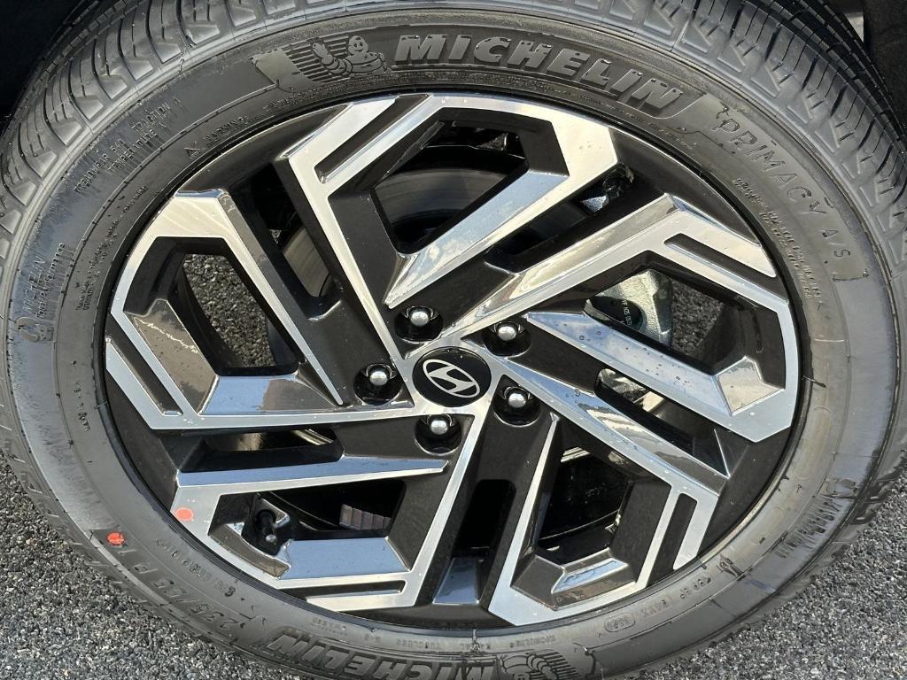 new 2026 Hyundai Tucson car, priced at $43,375