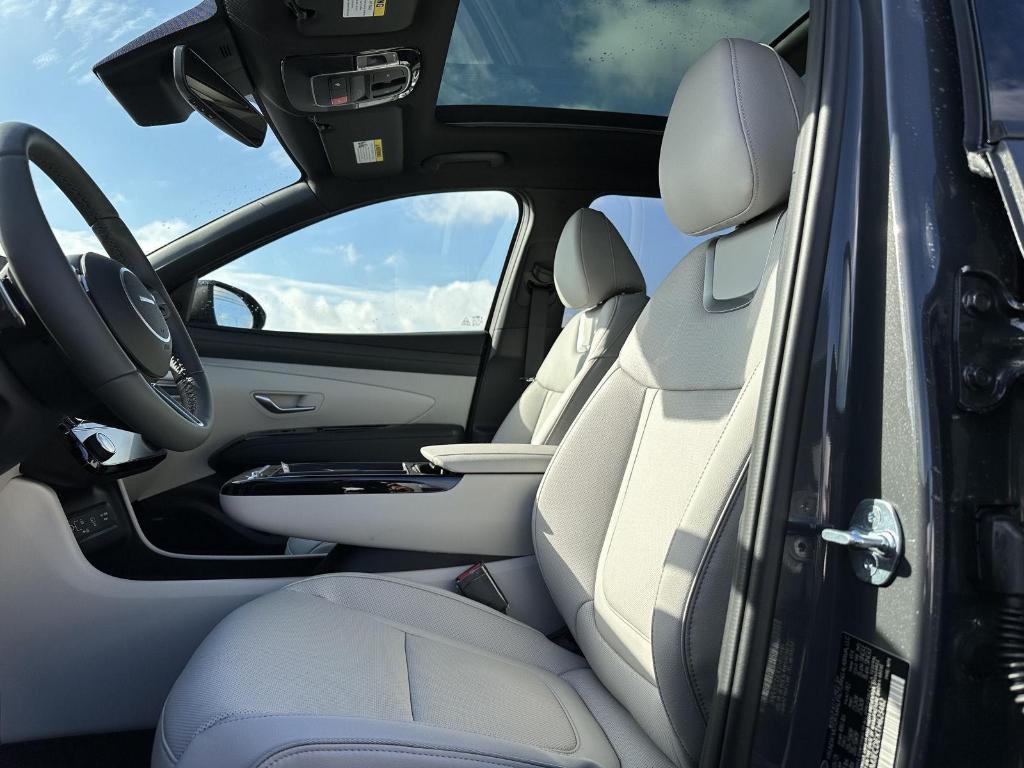 new 2026 Hyundai Tucson car, priced at $43,375