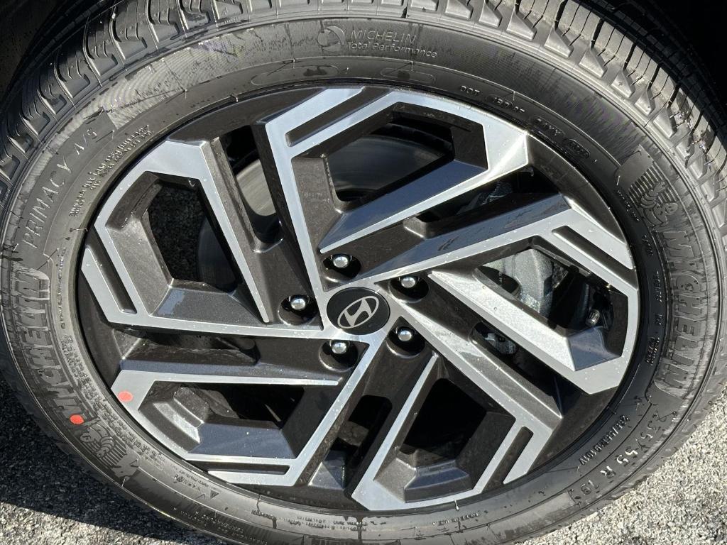 new 2026 Hyundai Tucson car, priced at $43,375