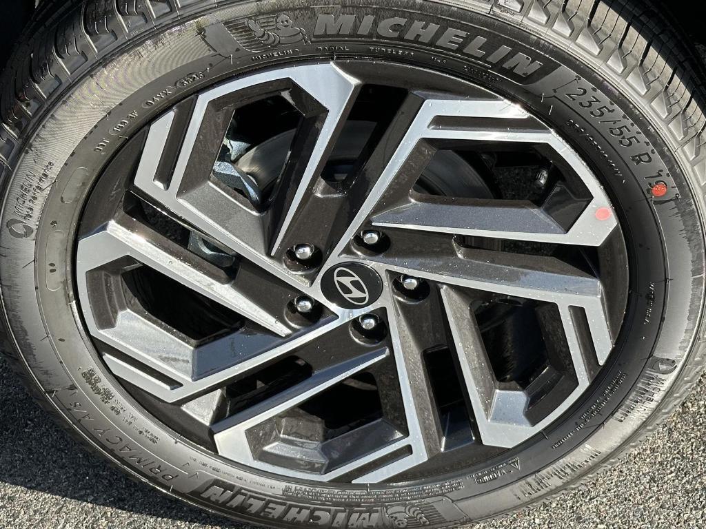new 2026 Hyundai Tucson car, priced at $43,375